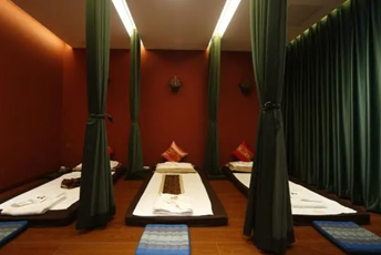 深圳龙华泰式按摩的被动瑜伽：当身体被折叠成诗